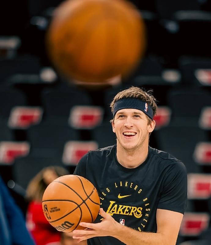 但湖人仍希, 且可能在下, 将未来寄望