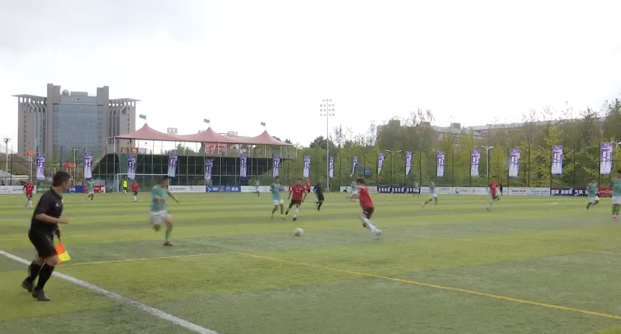 审核, 球员们来自 审核, 球员们来自