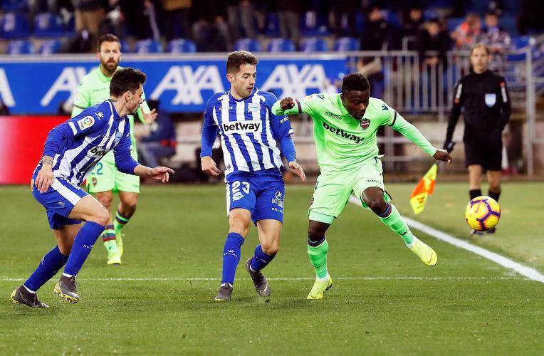 费球门造成 费球门造成